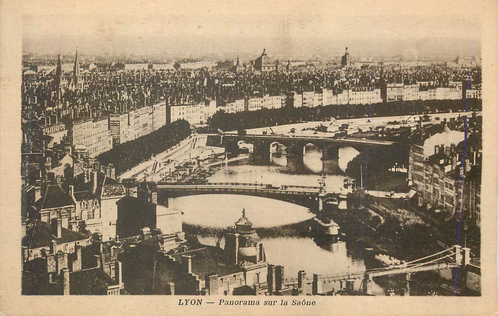 CPA Lyon Panorama sur la Saone