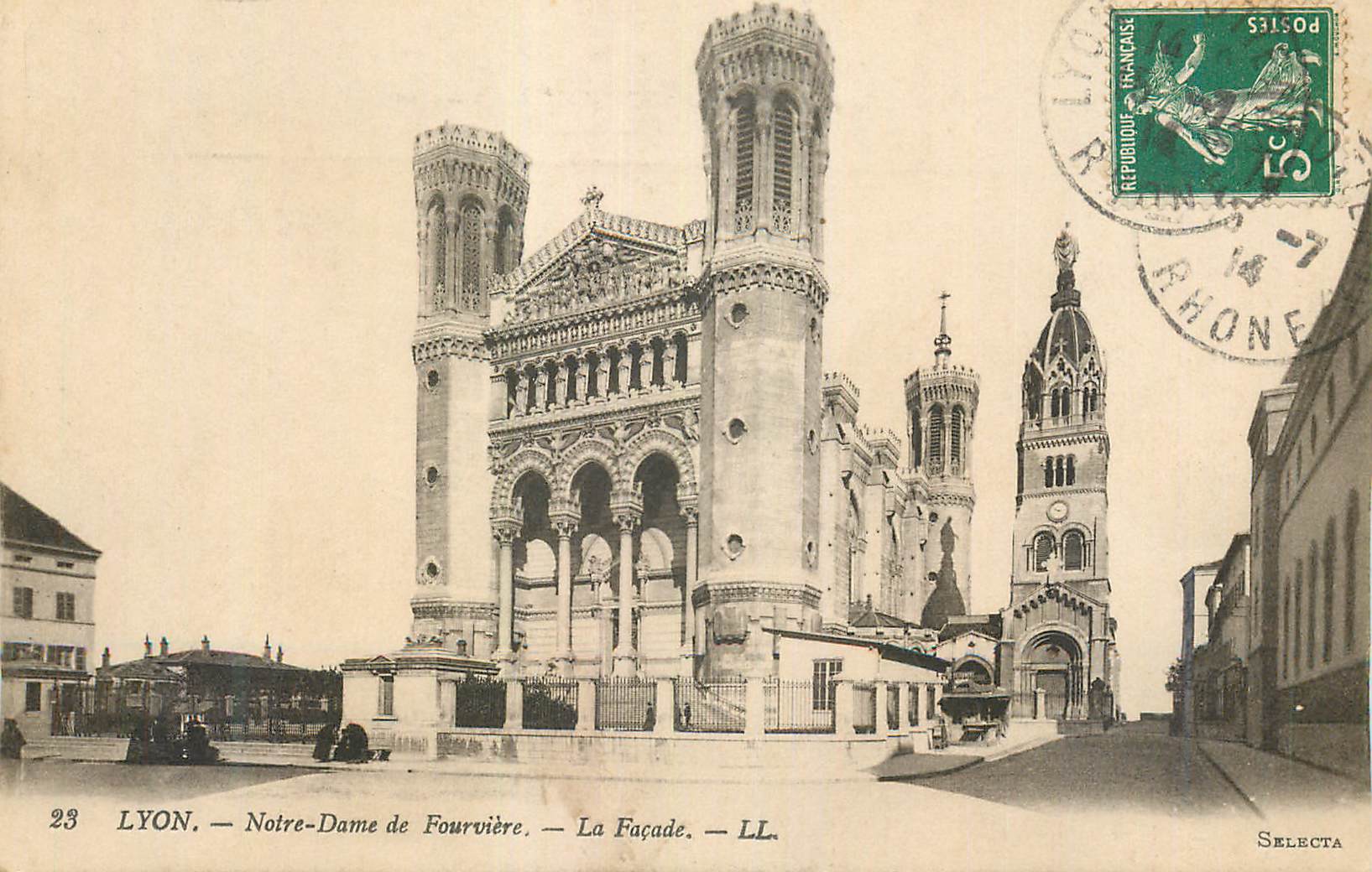 CPA Lyon Notre Dame de Fourviere La Facade