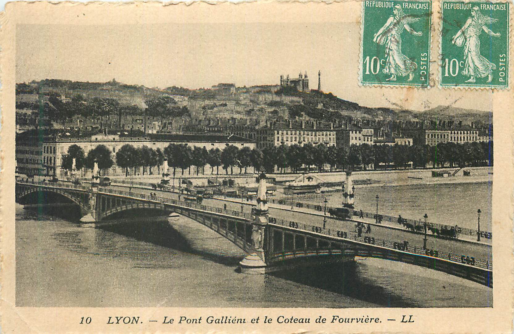 CPA Lyon Le Pont Gallient et le Coteau de Fourviere