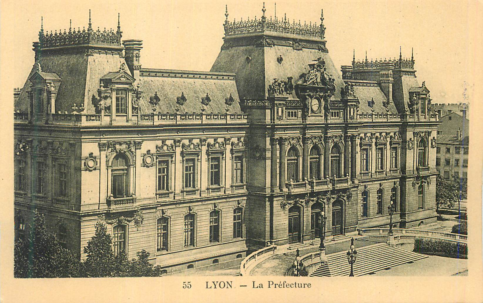 CPA Lyon La Prefecture