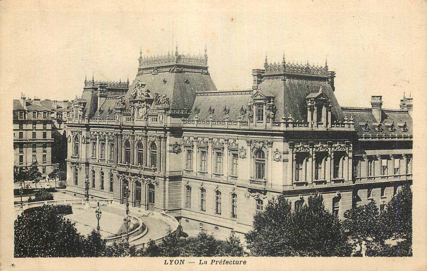 CPA Lyon La Prefecture