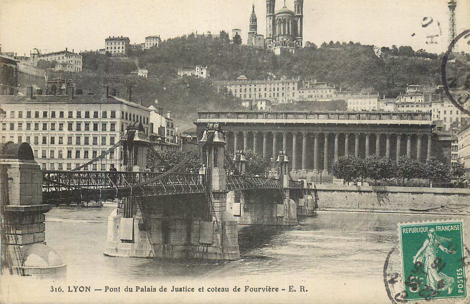 CPA Lyon Pont du Palais de Justice et Coteau de Fourviere