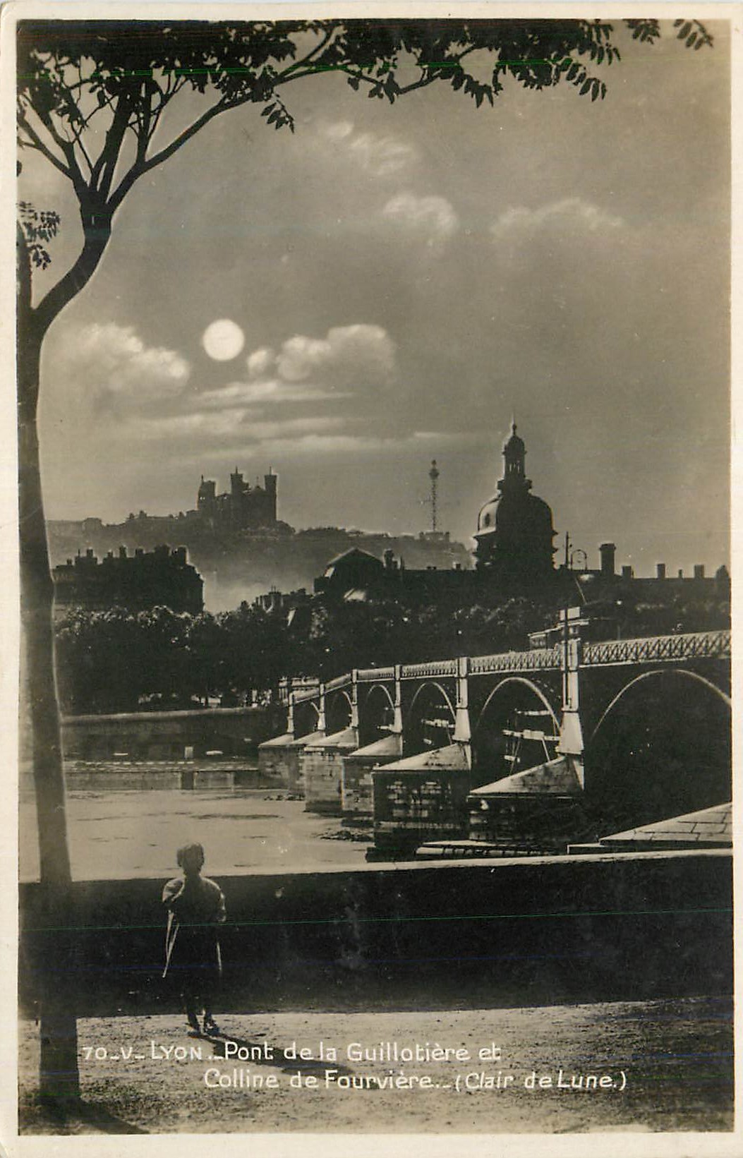 Lyon - Pont de la Guillotière et Colline de Fourvière - Clair de Lune