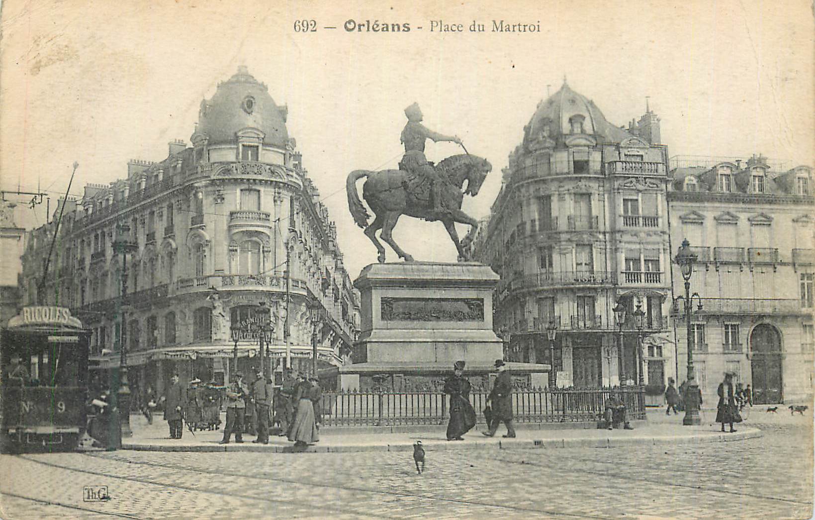 CPA Orleans Place du Martroi Tramway