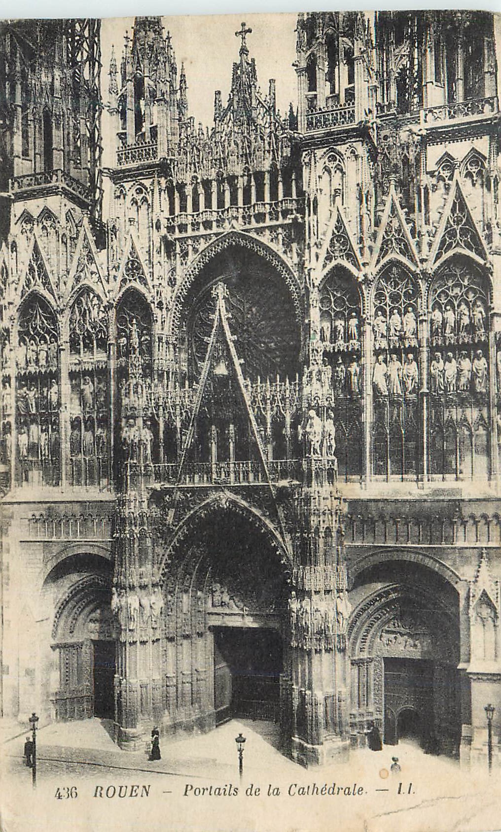 CPA Rouen Portails de la Cathedrale