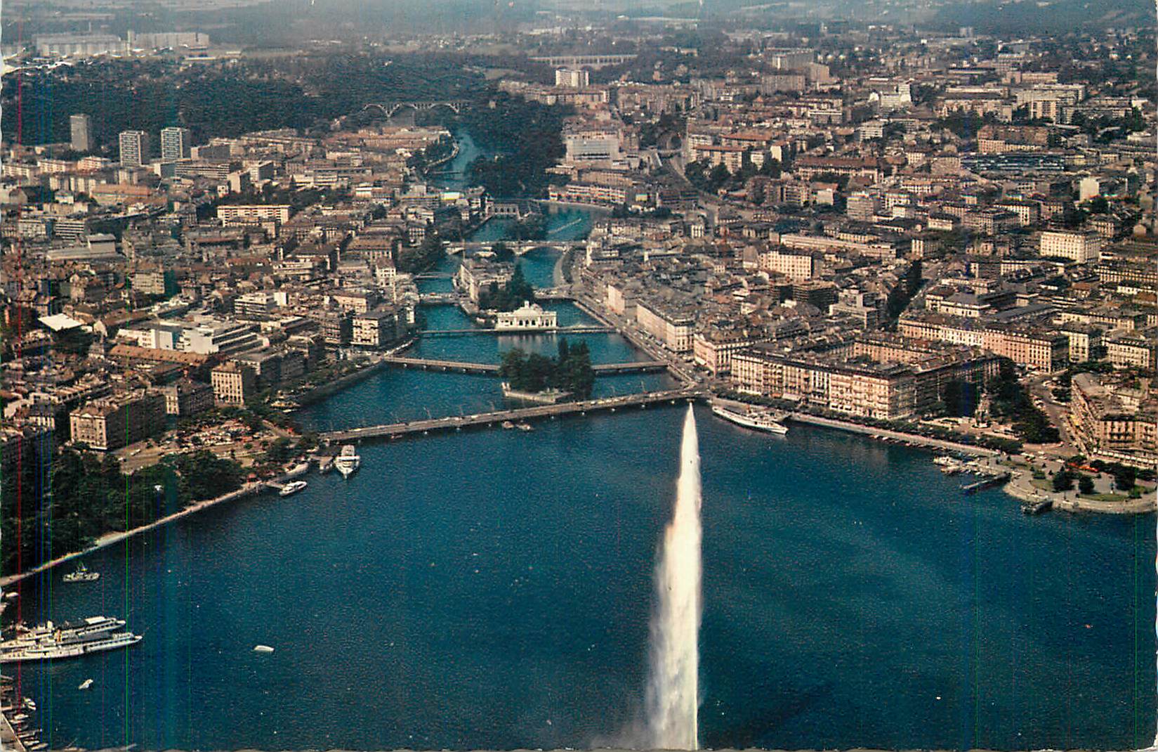 CPM Geneve Le Jet d'eau (130 m) La Rade et la Ville