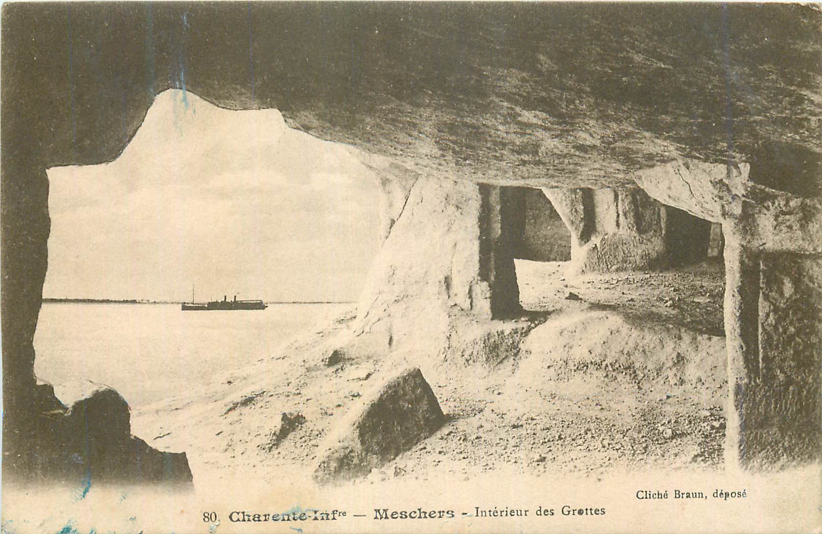 CPA Charent Inf Meschers Interieur des Grottes