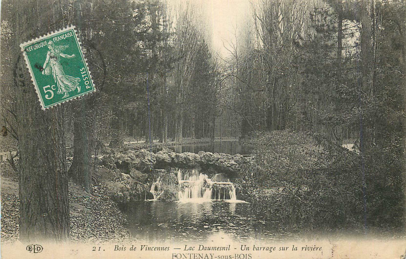 CPA Bois de Vincennes Fontenay sous Bois Lac Daumesnil Un Barrage sur la Riviere