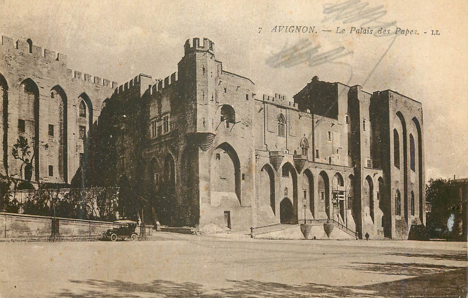 CPA Avignon Le Palais des Papes