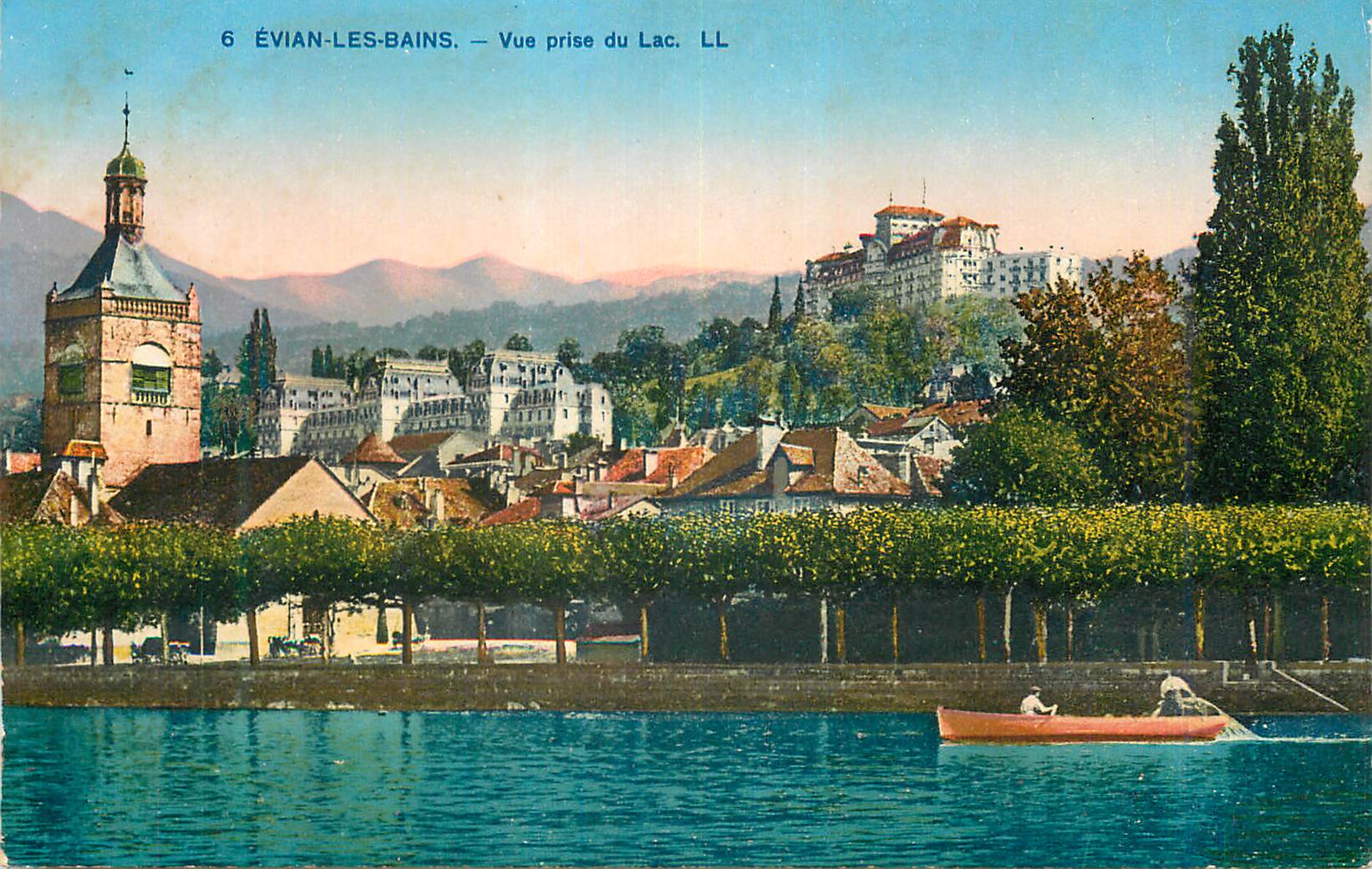 CPA Evian les Bains Vue prise du Lac