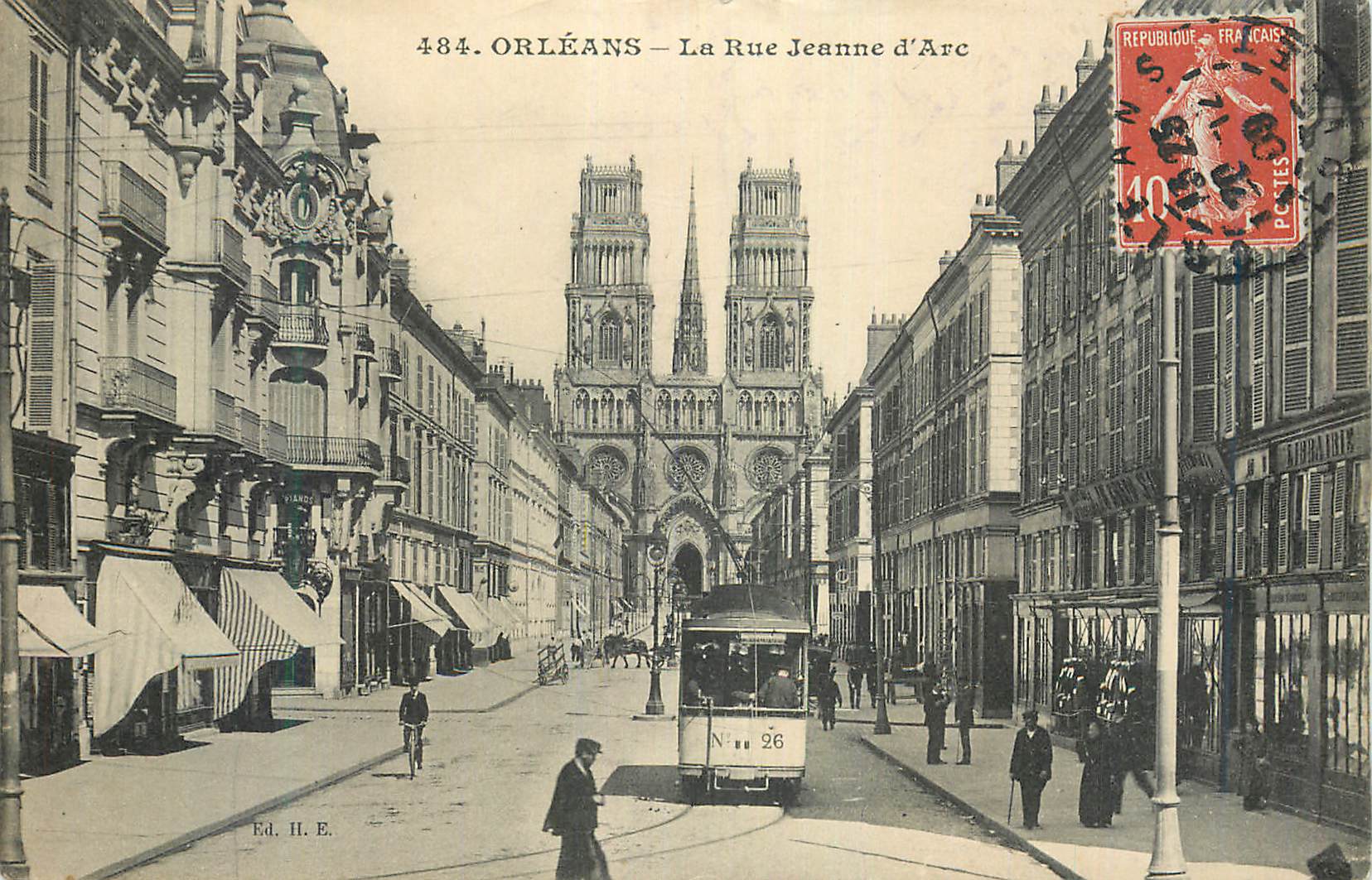 CPA Orleans La Rue Jeanne d'Arc Tramway