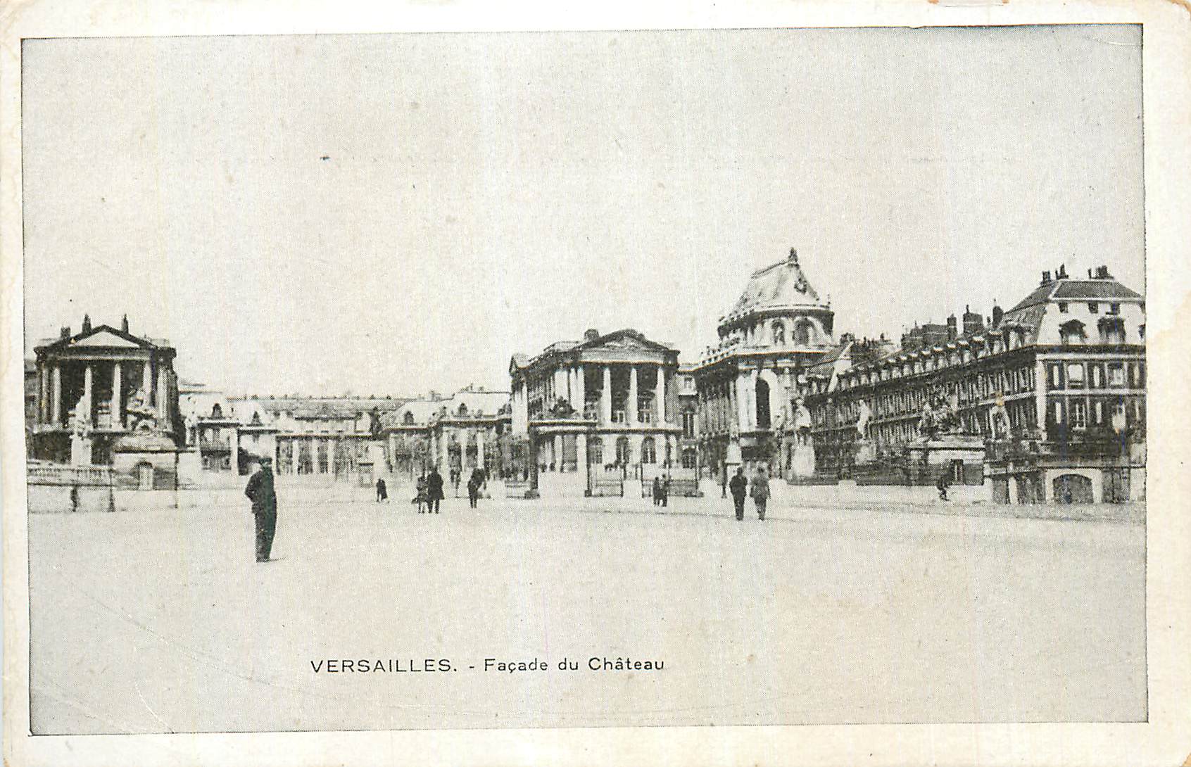 CPA Versailles Facade du Chateau