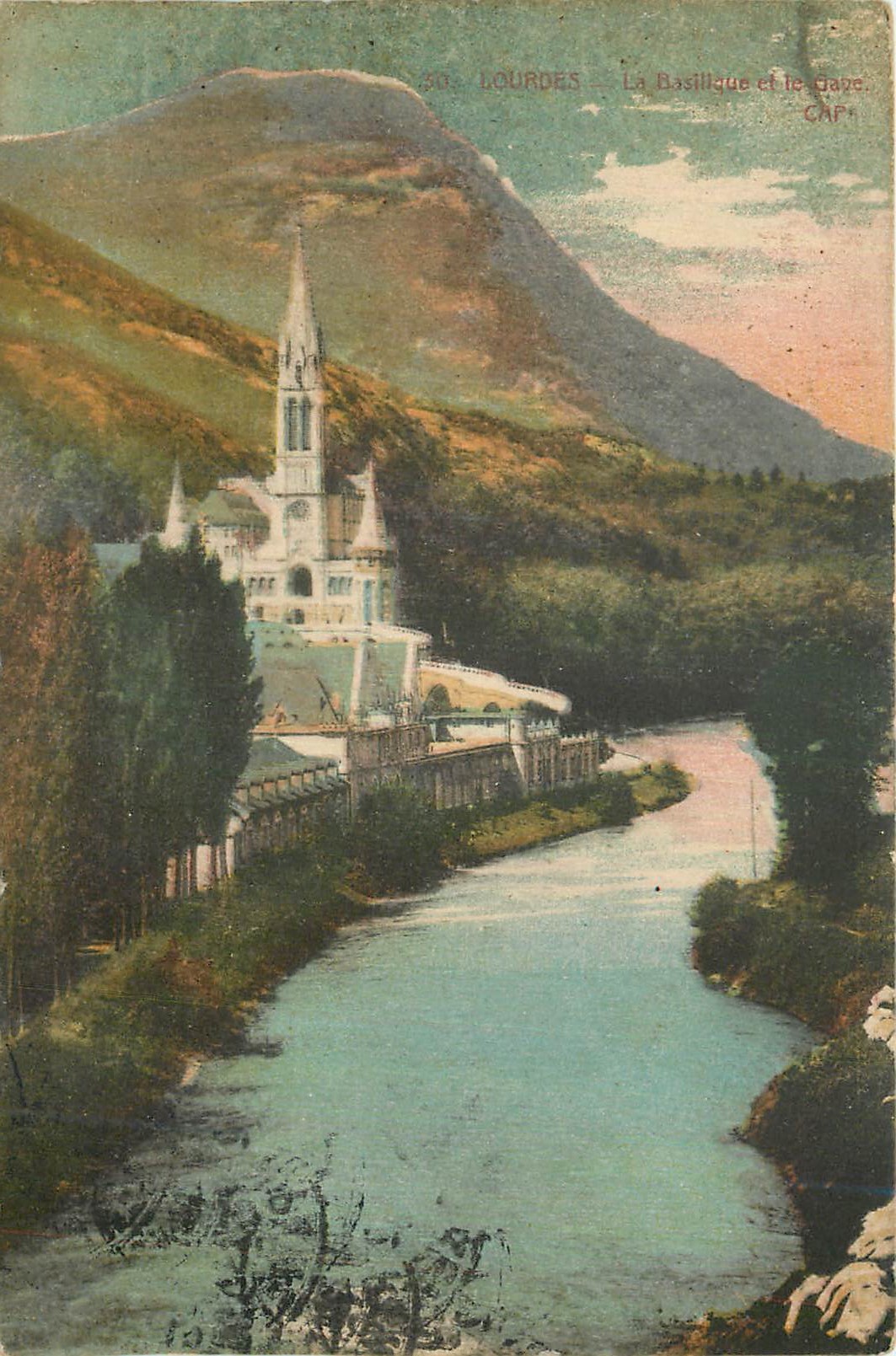CPA Lourdes La basilique de la Gave