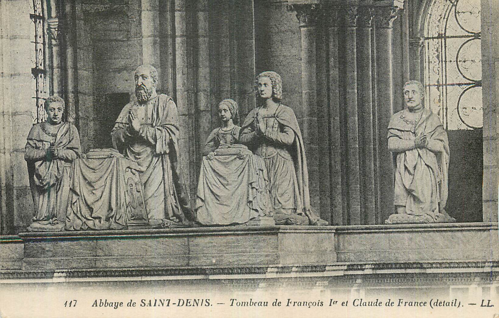 CPA Abbaye de Saint Denis Tombeau de Francois Ier et Claude de France (Detail)