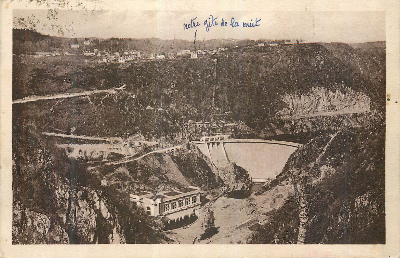 Le barrage de la Nuit — vue panoramique — éditeur non identifié