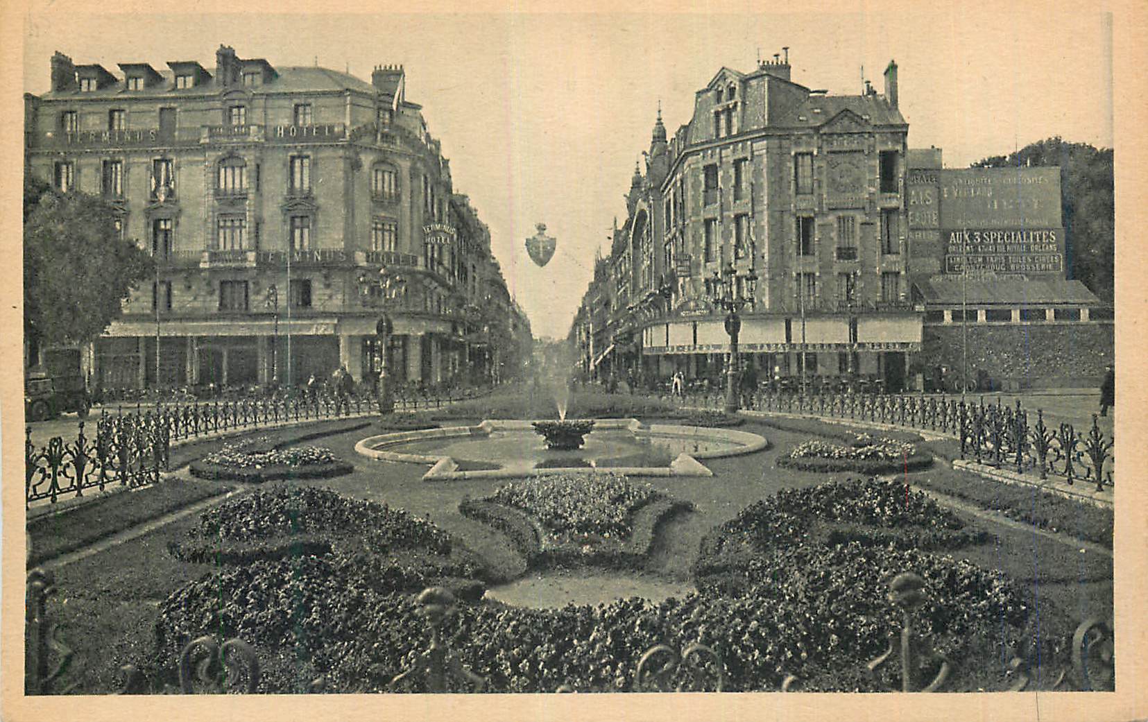 CPA Orleans (Loiret) Jardin de la Gare