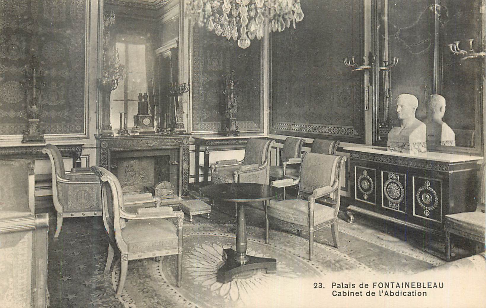 Palast von FONTAINEBLEAU — Cabinet der Abdikation — n°23