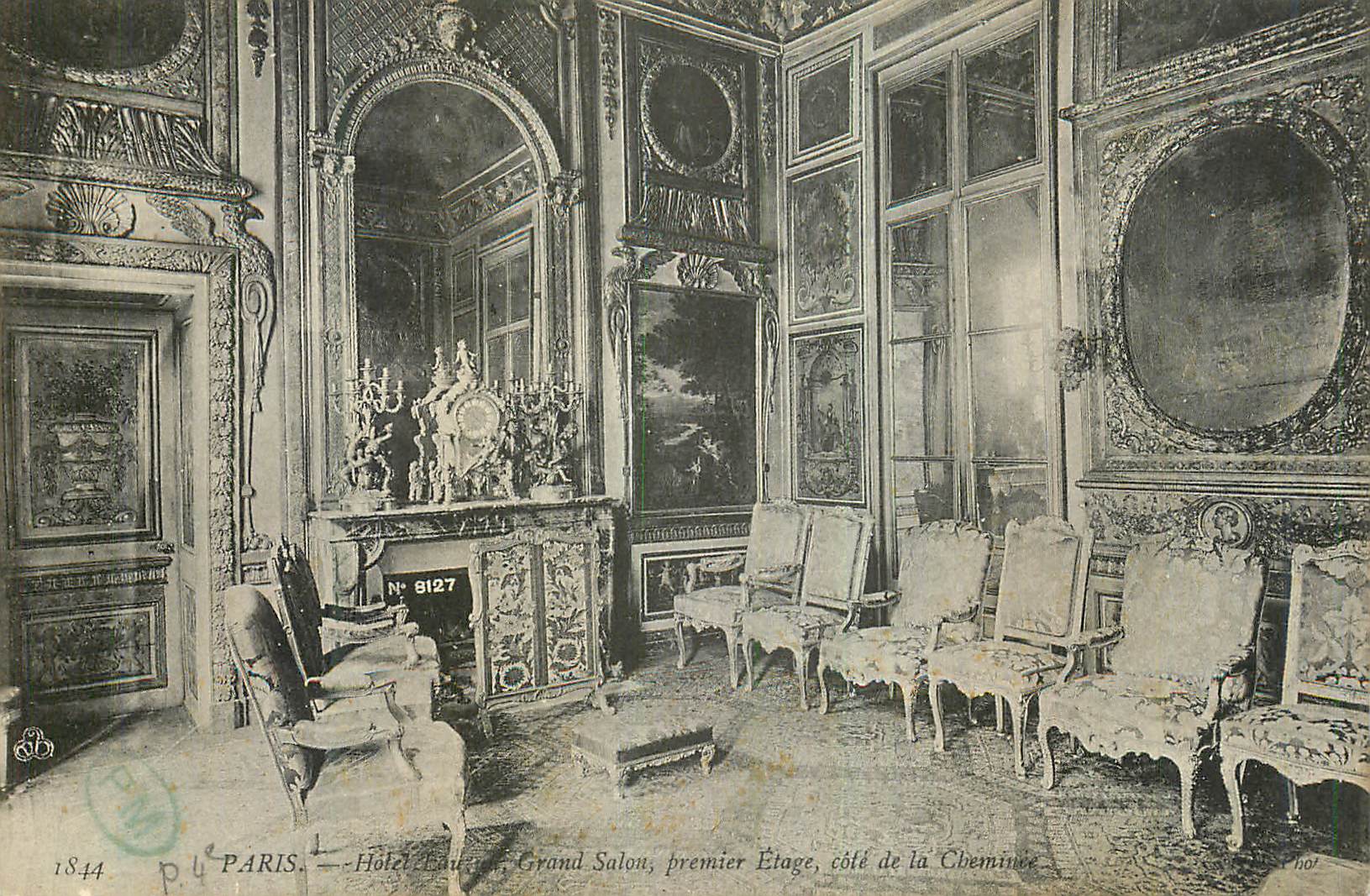 Paris — Hôtel Lourdet, Grand Salon, premier Étage, côté de la Cheminée