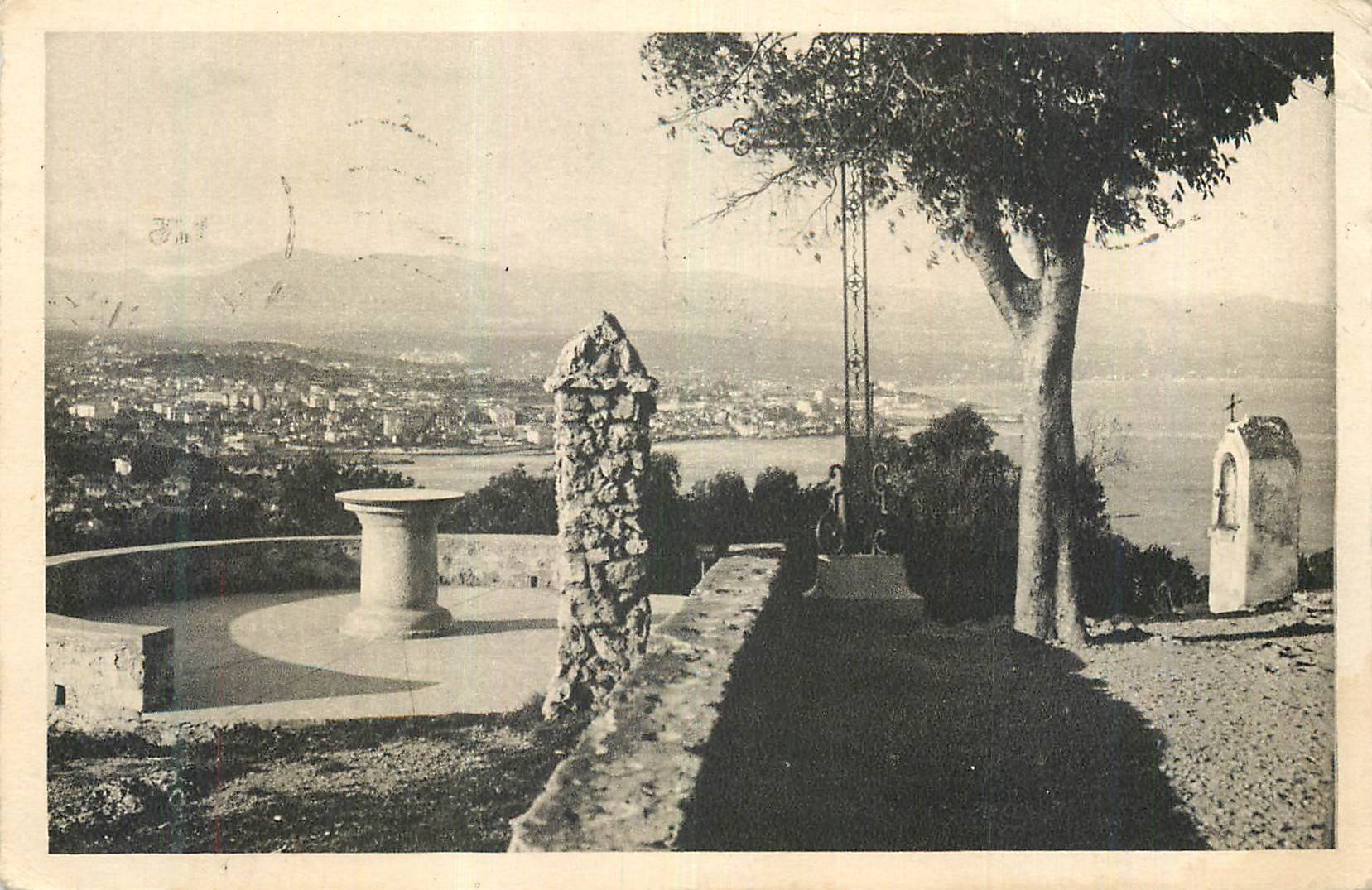 CPM Cap d'Antibes La Table d'Orientation a Notre Dame de la Garoupe