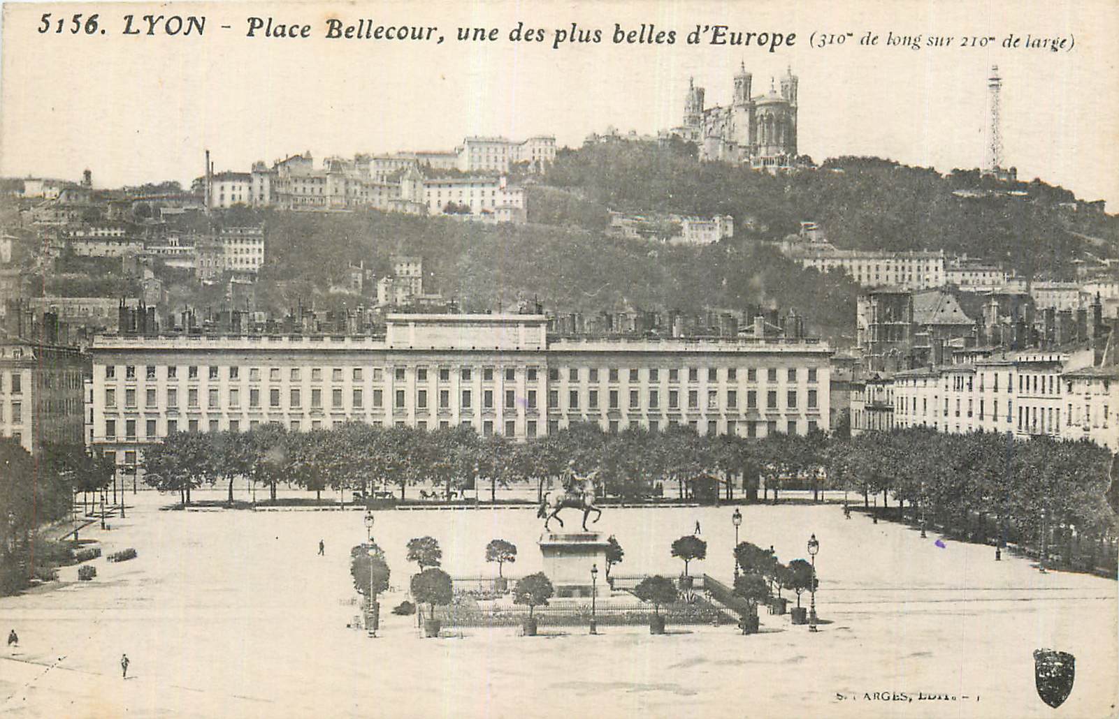 CPA Lyon Place Bellecour une des plus Belles d'Europe