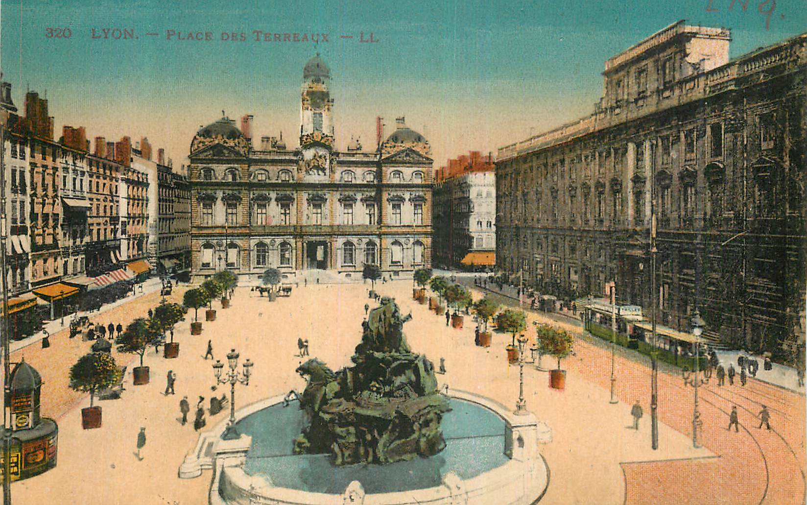 CPA Lyon Place des Terreaux Tramway