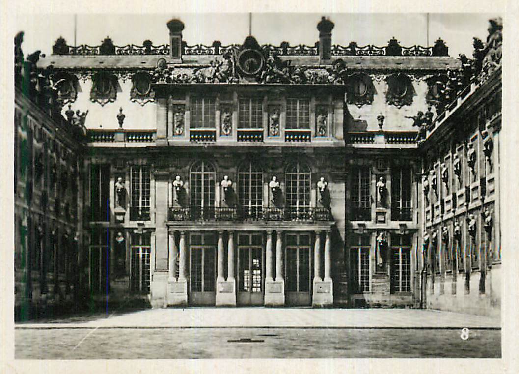 CPA La Cour de Marbre Versailles