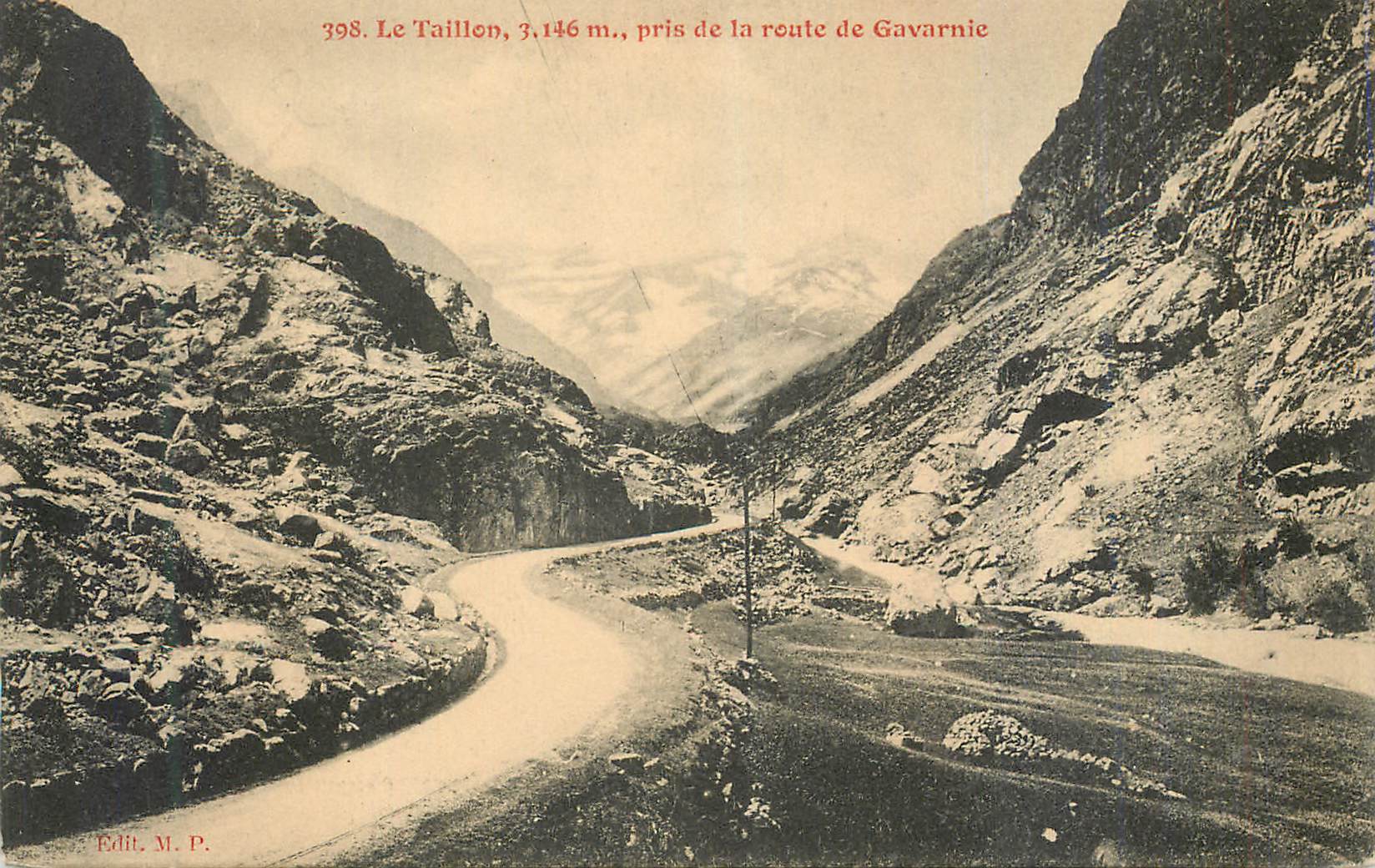 Le Taillon, 3,146 m., pris de la route de Gavarnie — Edit. M. P.