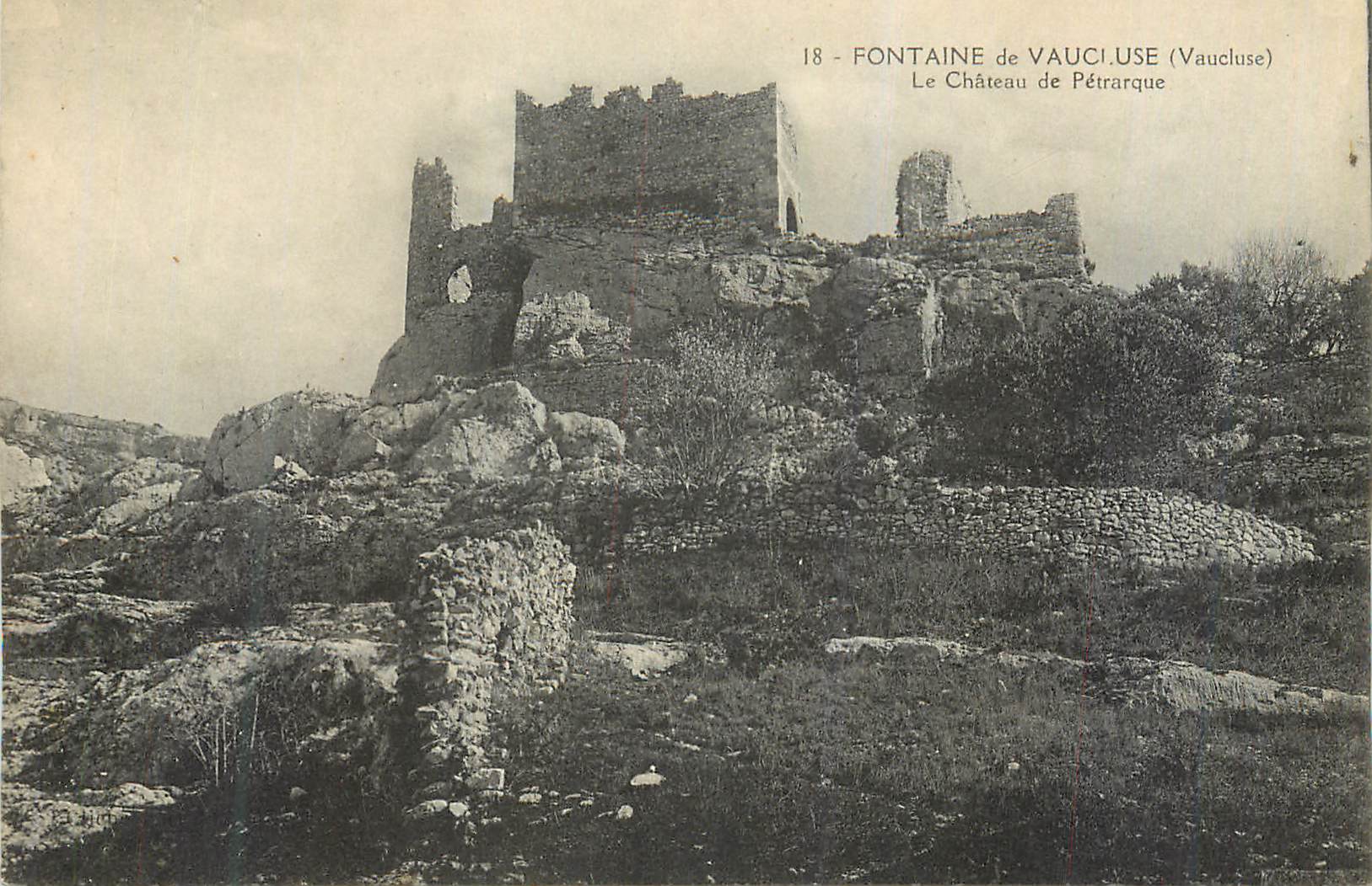 CPA Fontaine de Vaucluse (Vaucluse) Le Chateau de Petrarque