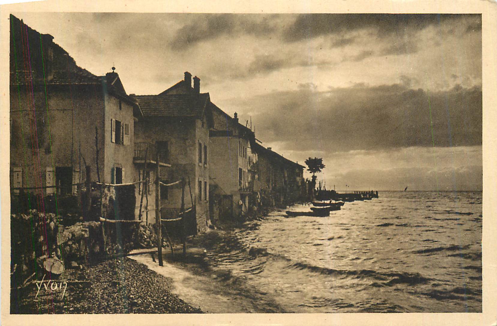 Vue du lac Léman — village lacustre — Yvan 17