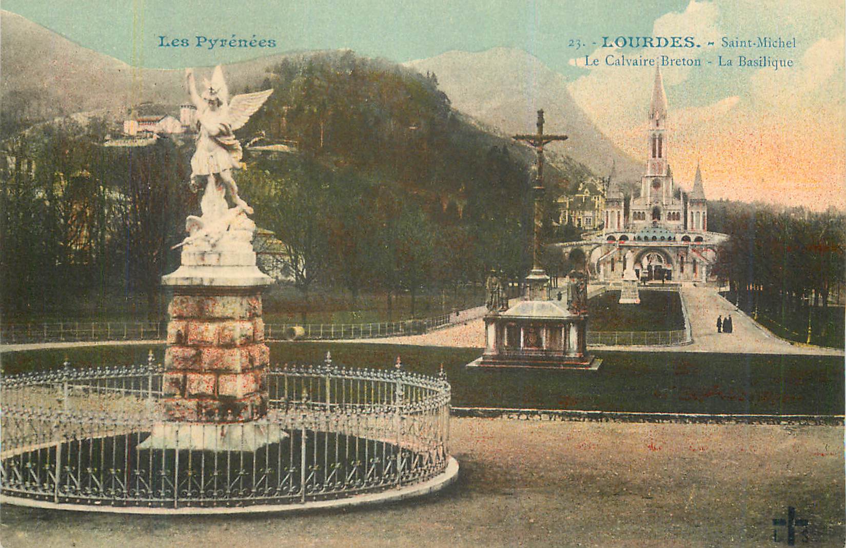 CPA Lourdes Les Pyrenees Saint Michel Le Calvaire Breton La Basilique