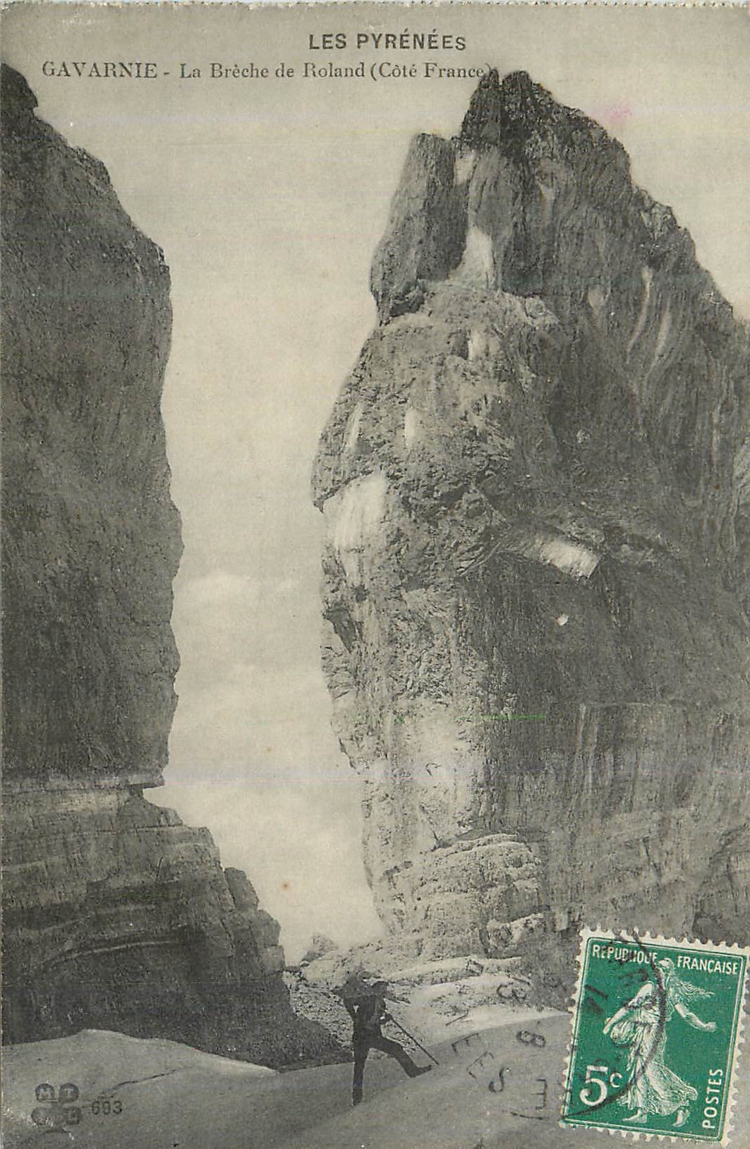 CPA Gavarnie Les Pyrenees La Breche de Roland (Cote France)