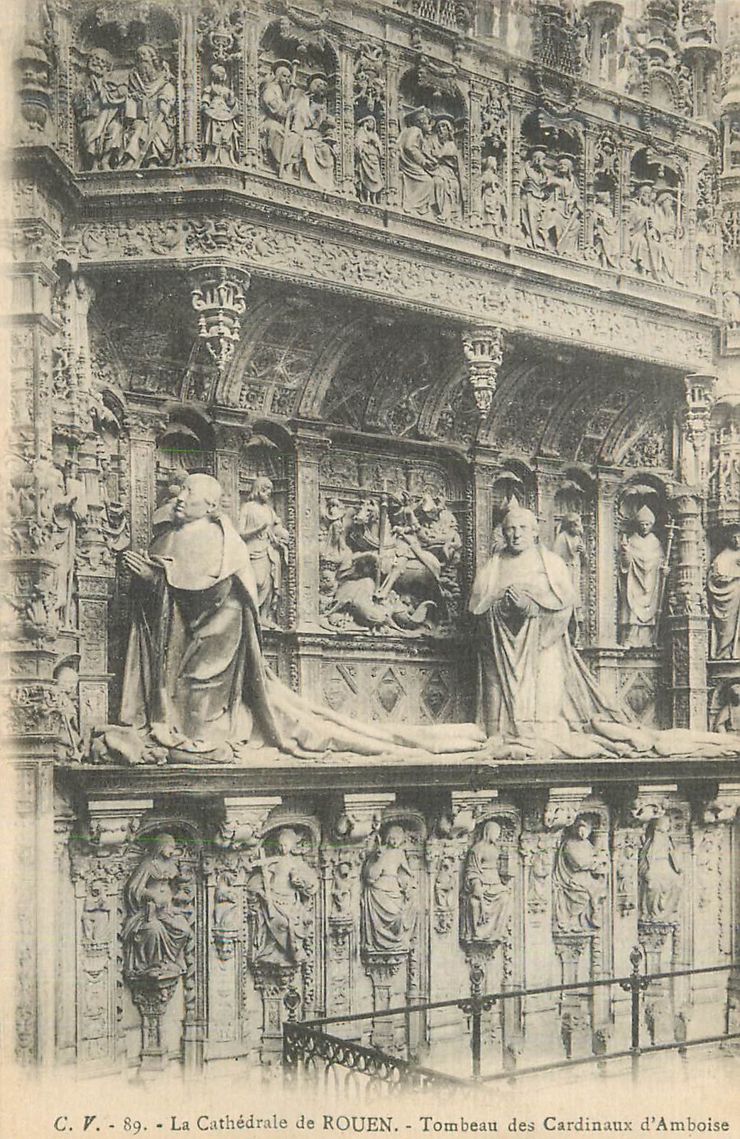 CPA La Cathedrale de Rouen Tombeau des Cardinaux d'Amboise