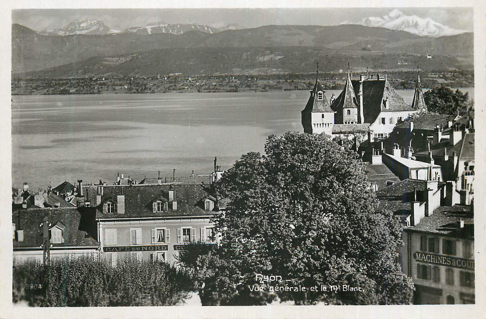 CPM Lyon Vue Generale et le Mt Blanc