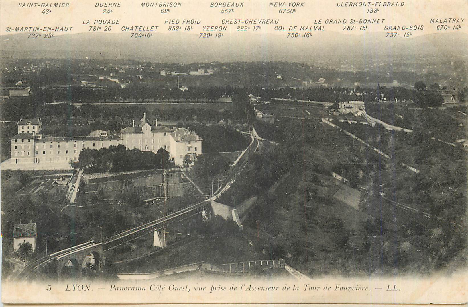 CPA Lyon Panorama Cote Ouest Vue prise de l'Ascenseur de la Tour de Fourviere