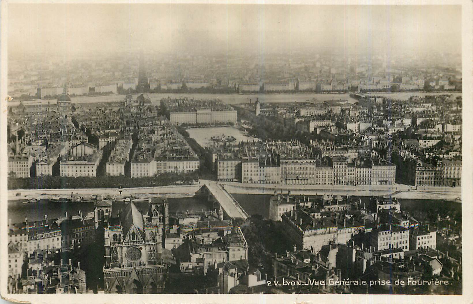 CPM Lyon Vue Generale prise de Fourviere
