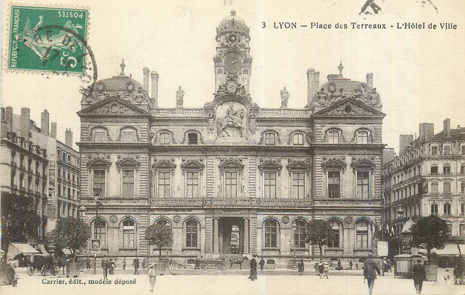 CPA Lyon Place desTerreaux L'Hotel de Ville