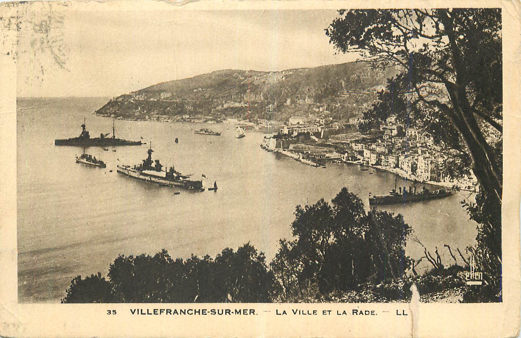 Villefranche-sur-Mer — La Ville et la Rade — LL