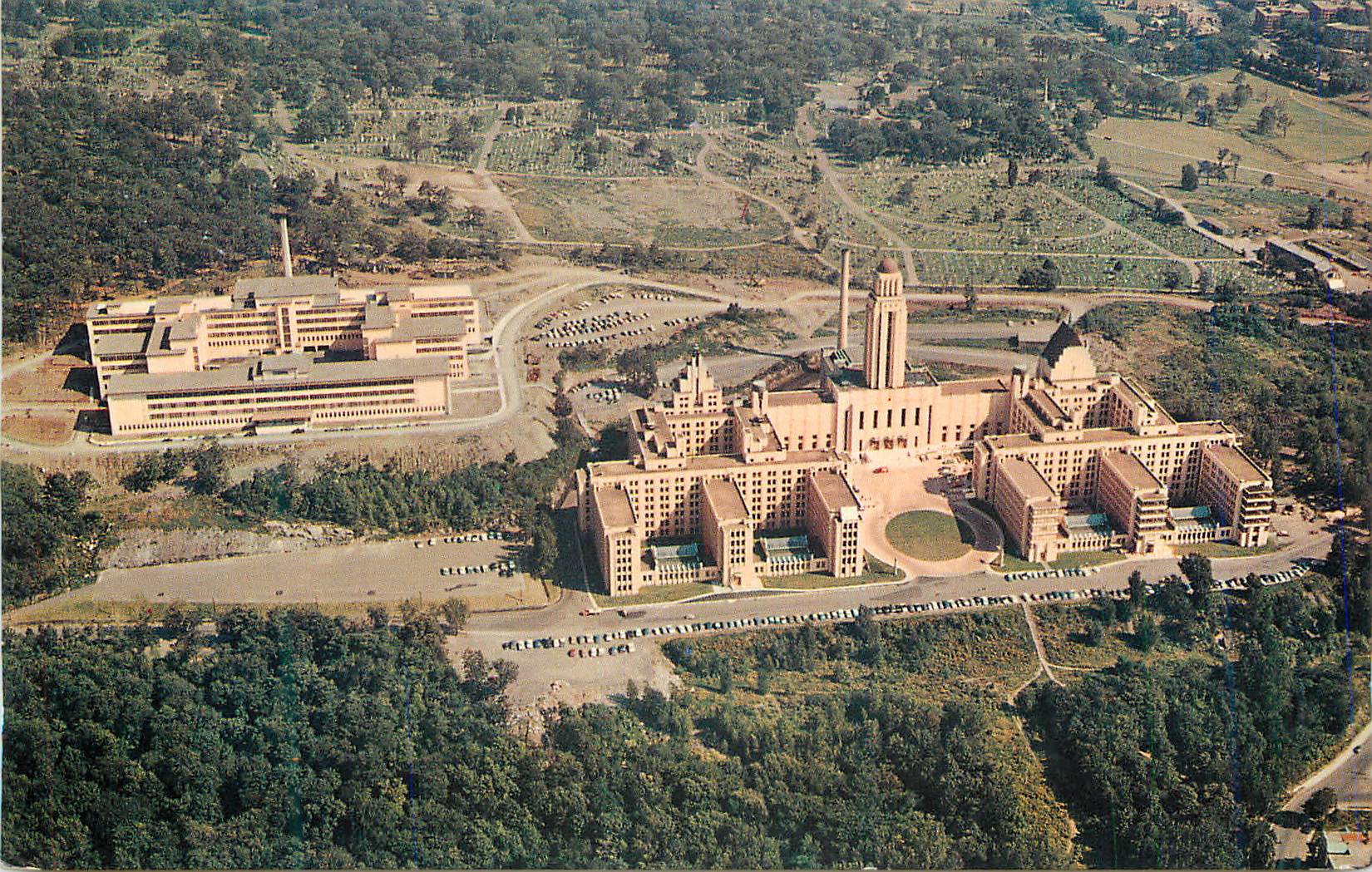 CPM Vue Aerienne de l'Universite de Montreal Canada