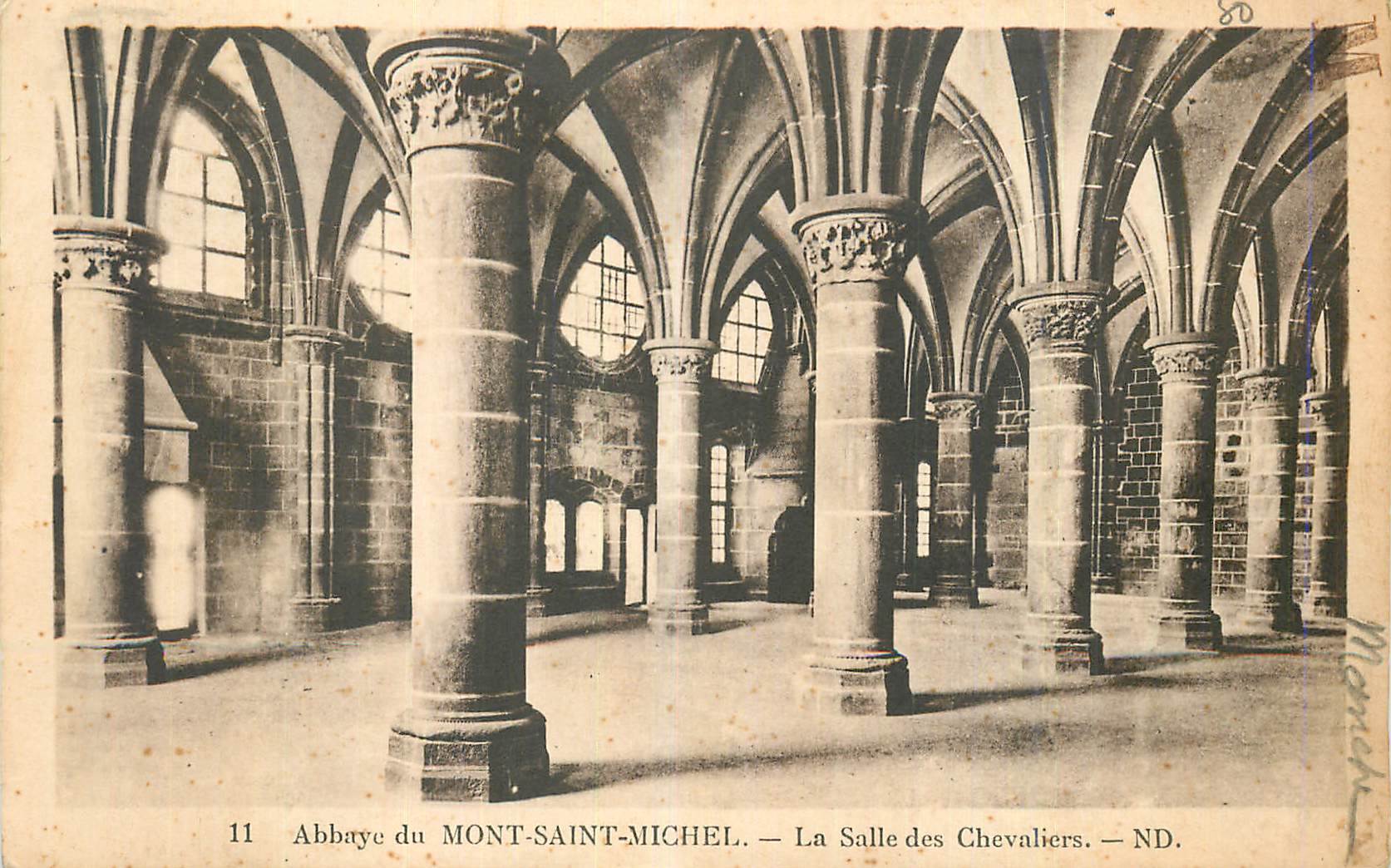 Abbaye du MONT-SAINT-MICHEL — La Salle des Chevaliers — ND.