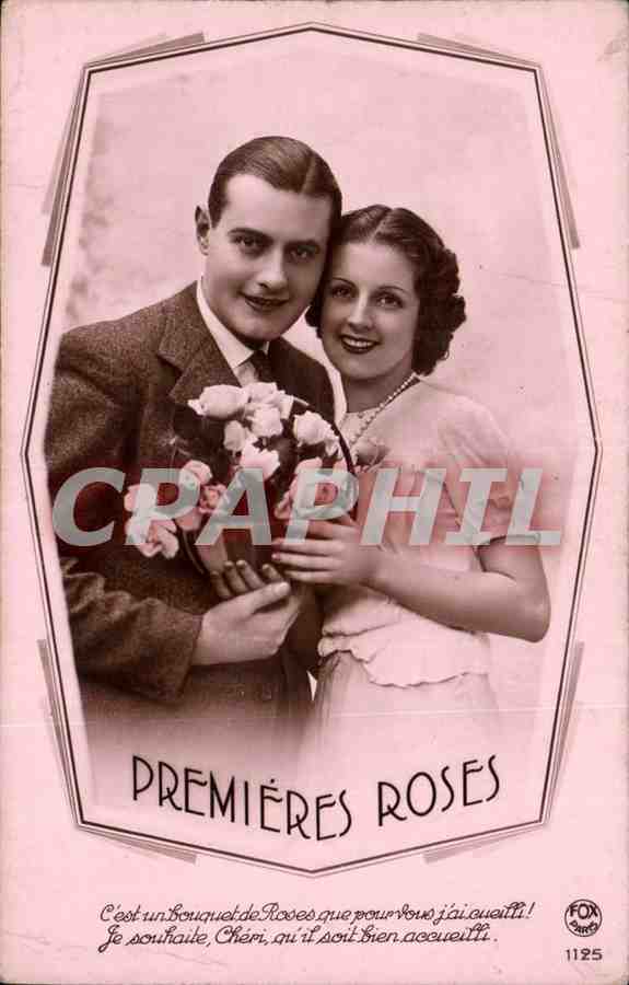CPA Fantaisie Couple Premieres roses