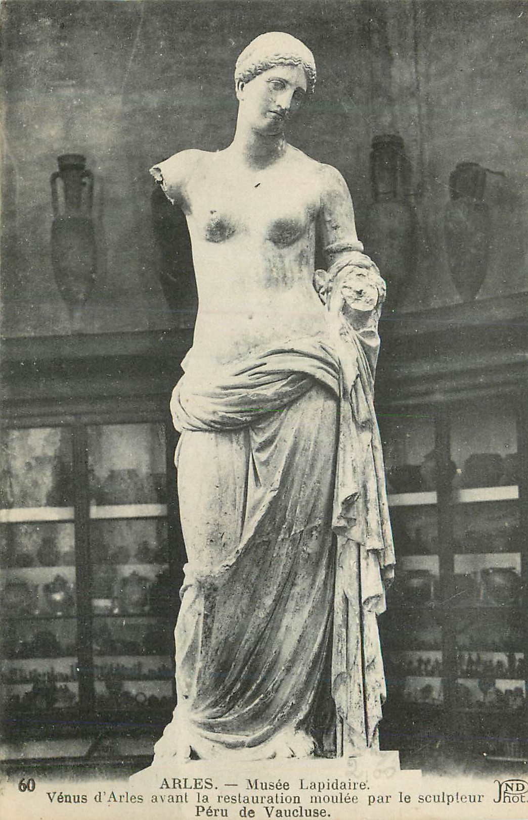 Vénus d'Arles — Musée Lapidaire — Péru de Vaucluse