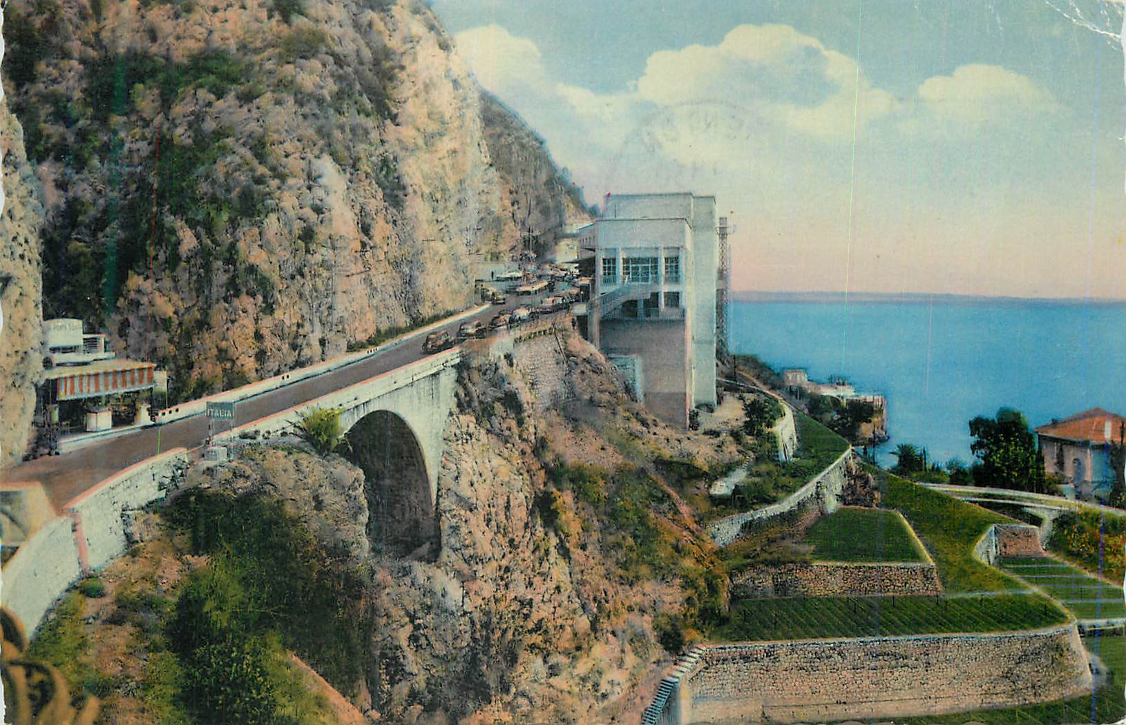 CPM Menton Pont St Louis Le Poste Frontiere Franco Italien