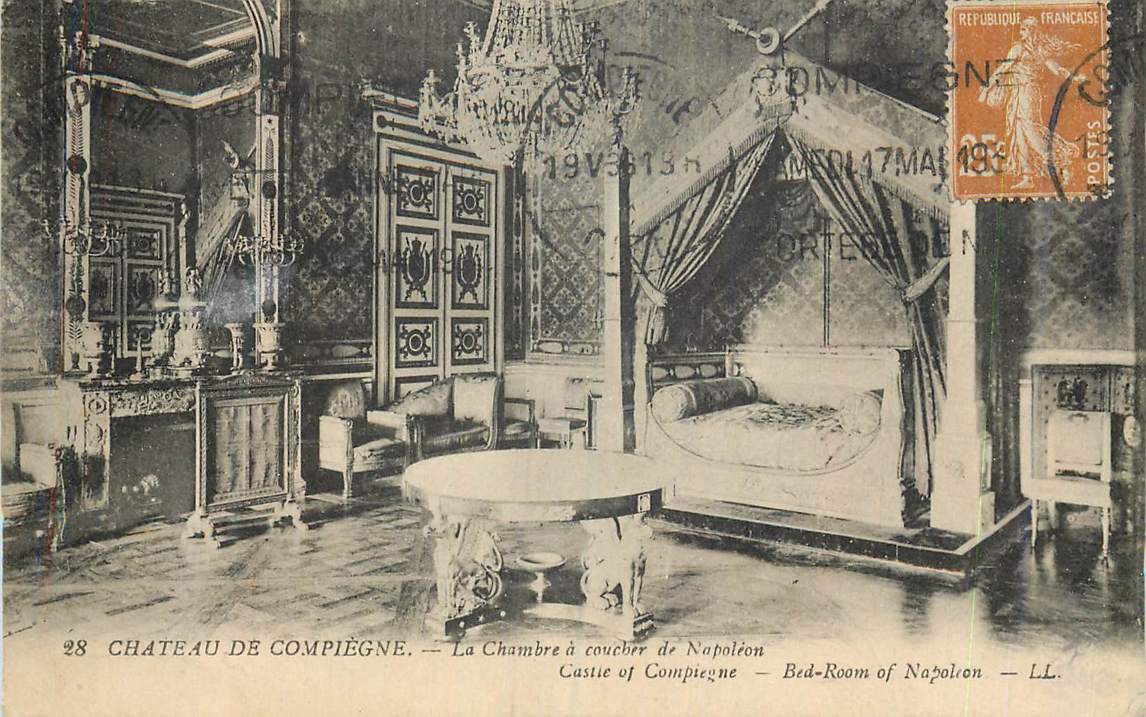 CPA Chateau de Compiegne La Chambre a Coucher de Napoleon 1er