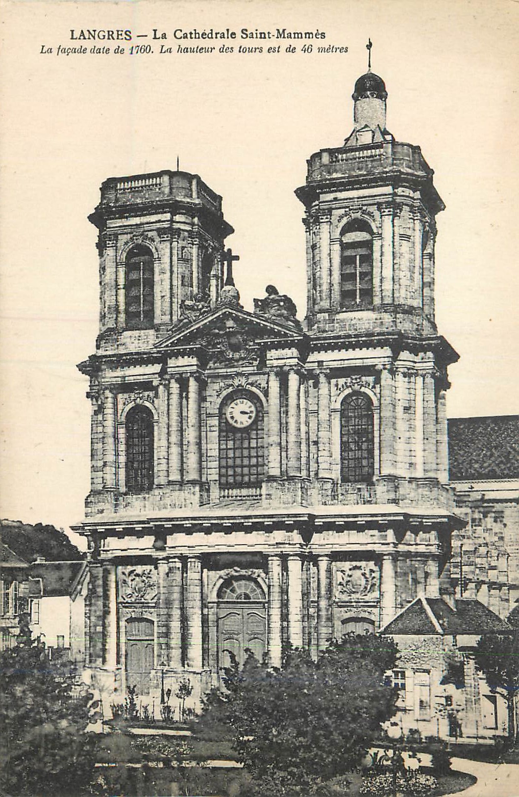 Langres — Kathedrale Saint-Mammès — Fassade aus dem Jahr 1760