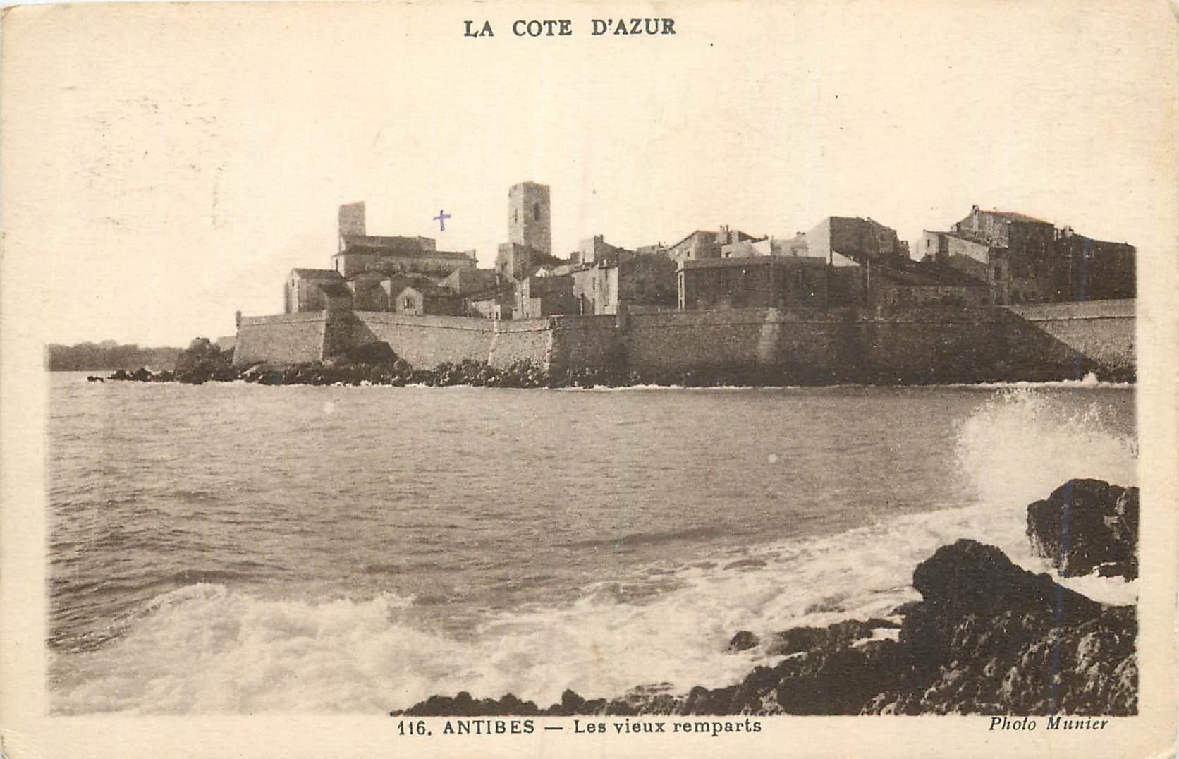 Antibes — Les vieux remparts — Photo Munier, n°116