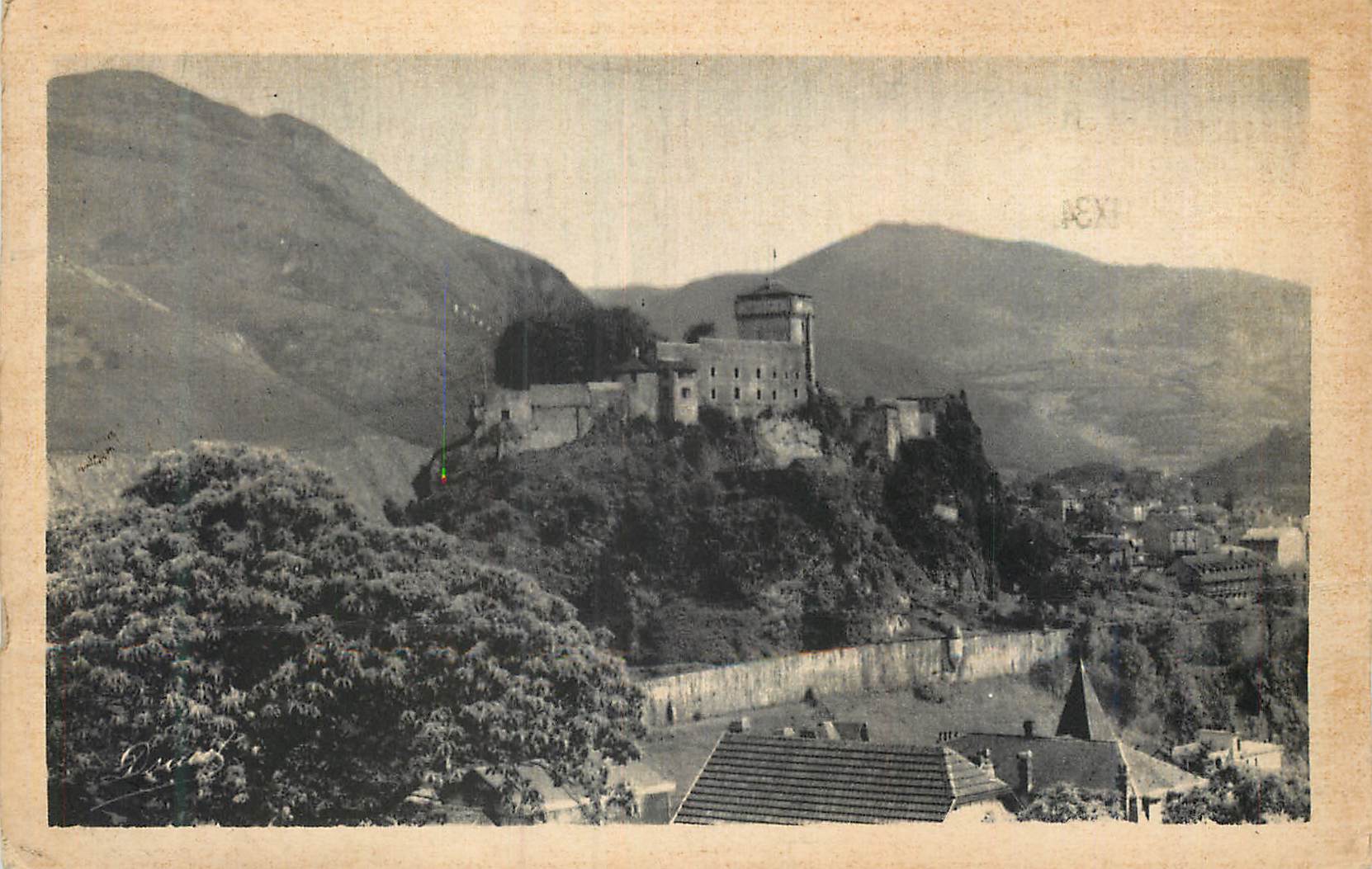 CPA Lourdes Le Chateau Fort