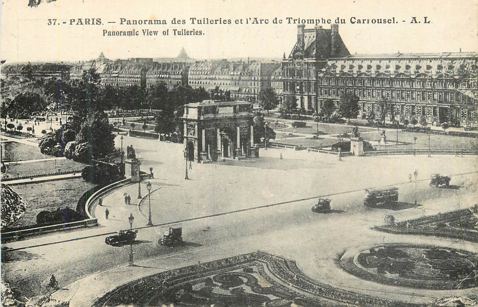 CPA Paris Panorama des Tuileries et l'Arc de Triomphe du Carrousel