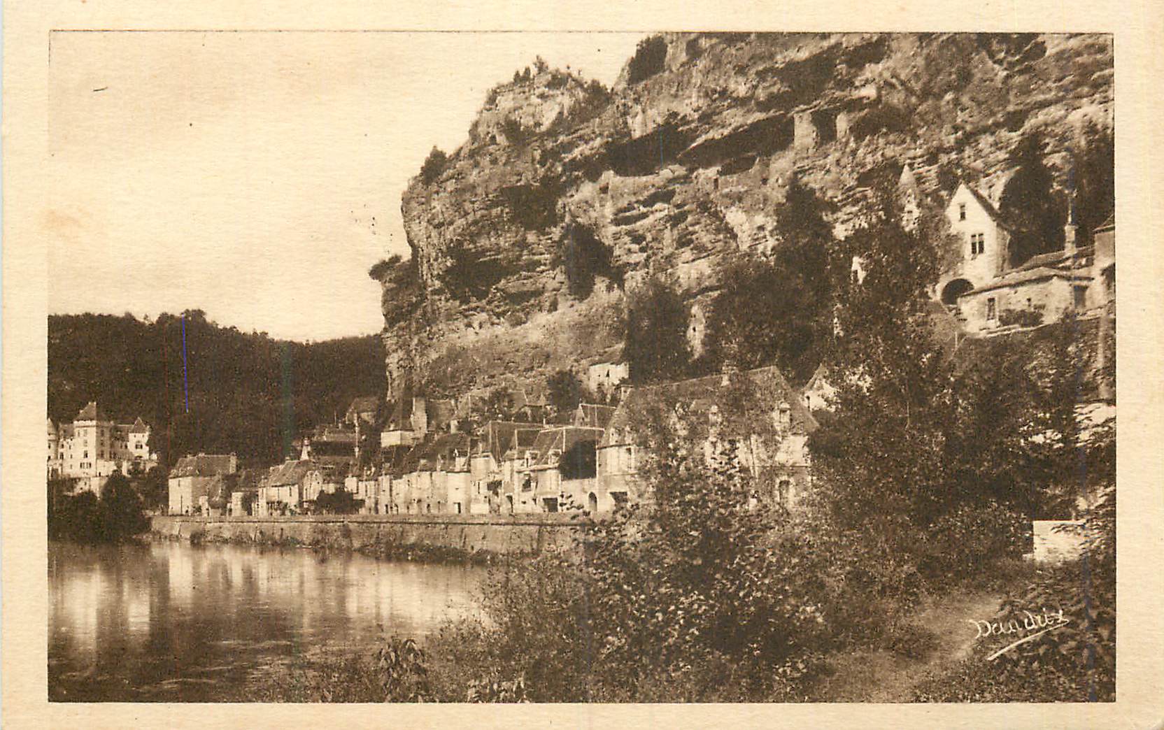 CPA La Roque Gageac (en Sariadats) La Dordogne Pittoresque