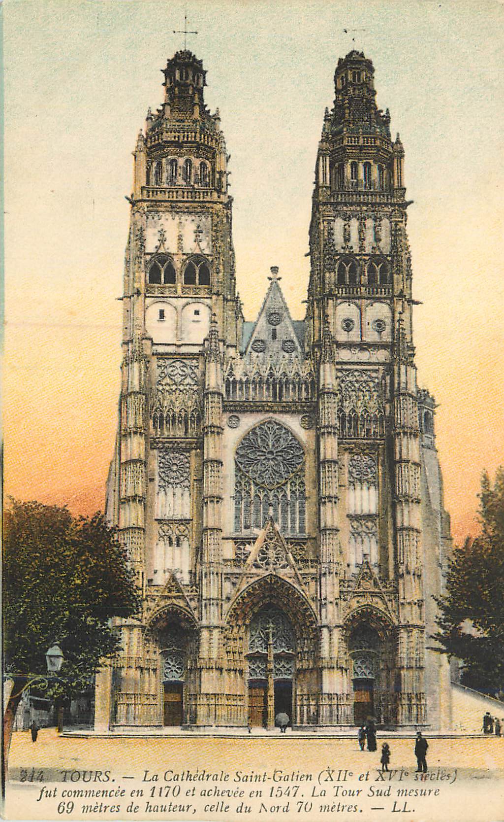 CPA Tours La Cathedrale Saint Gatien (XIIe et XVIe Siecles)