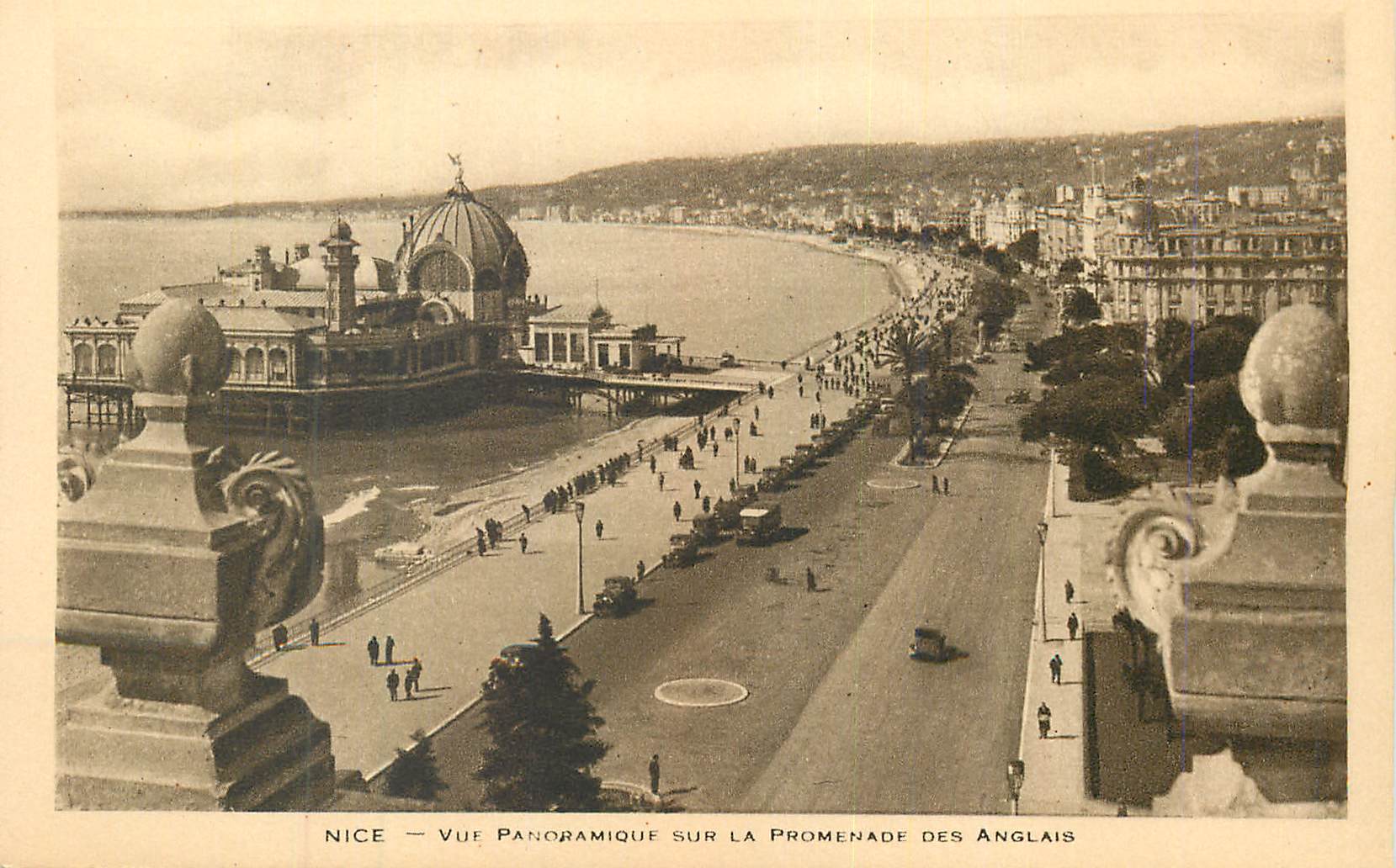 CPA Nice Vue Panoramique sur la Promenade des Anglais